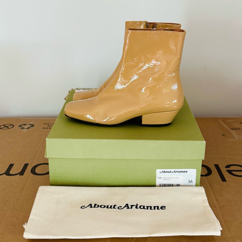 About Arianne Leather Boots - New